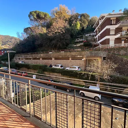 Joivy Inviting 1-bedroom Flat With Balcony In Appartement