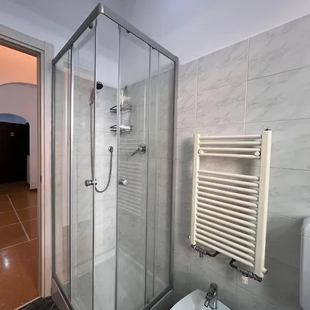 Apartman Joivy Inviting 1-bedroom Flat With Balcony In *