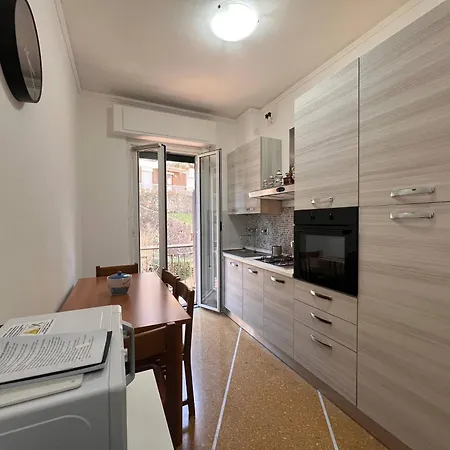 Joivy Inviting 1-bedroom Flat With Balcony In Rapallo