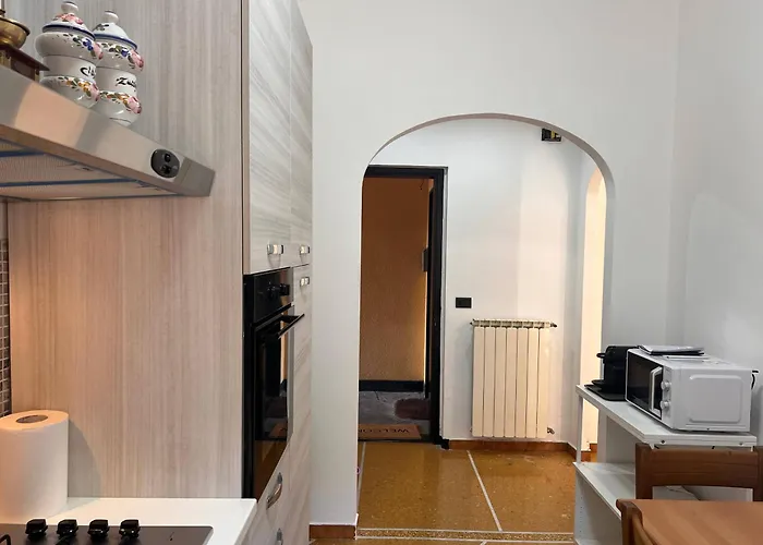 Joivy Inviting 1-bedroom Flat With Balcony In *